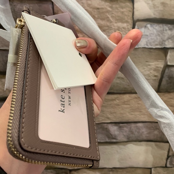 Authentic Kate Spade leather card/ID lanyard - Picture 7 of 7